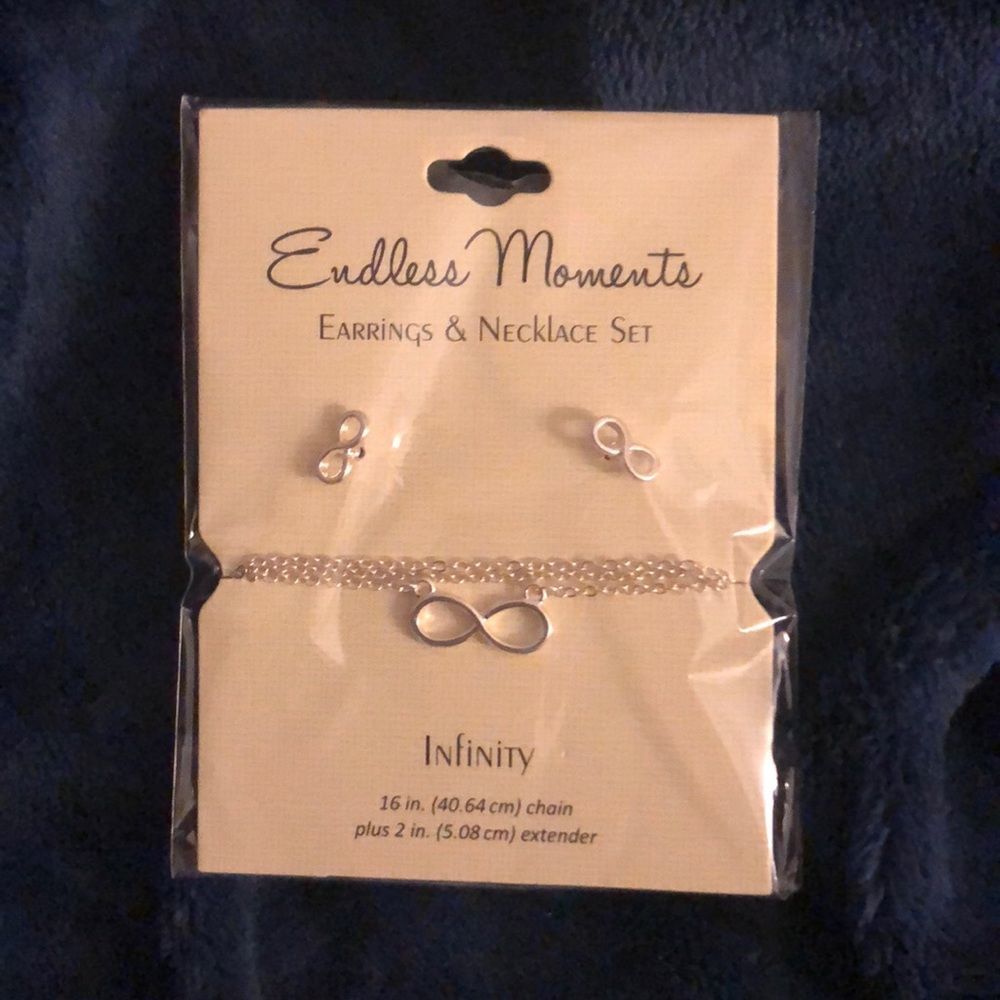 Infinity Jewelry Set